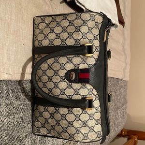 Authentic vintage gucci Boston web bag